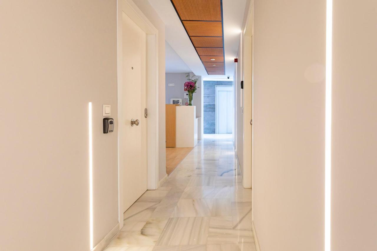 Malaga Rivas 34 Suites Homes Ngoại thất bức ảnh