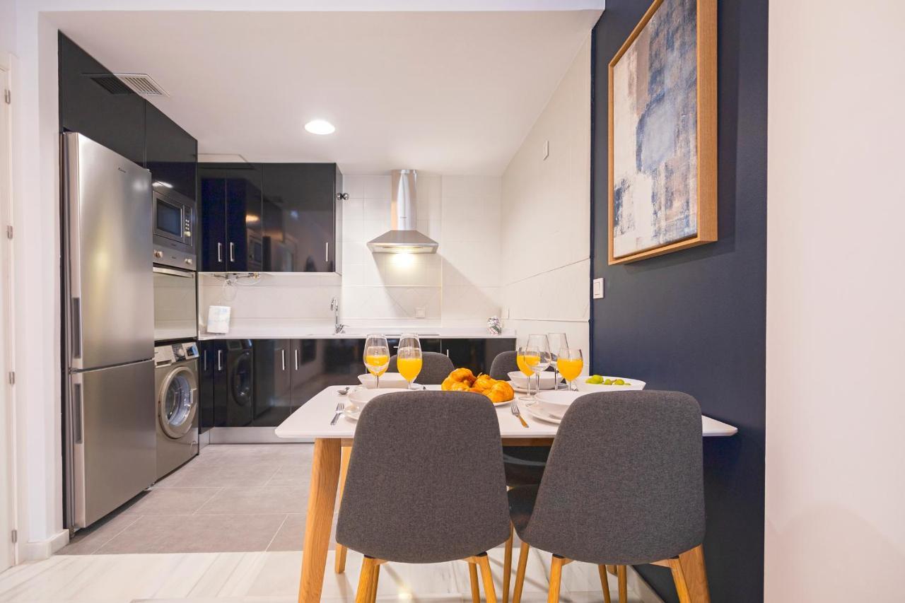 Malaga Rivas 34 Suites Homes Ngoại thất bức ảnh