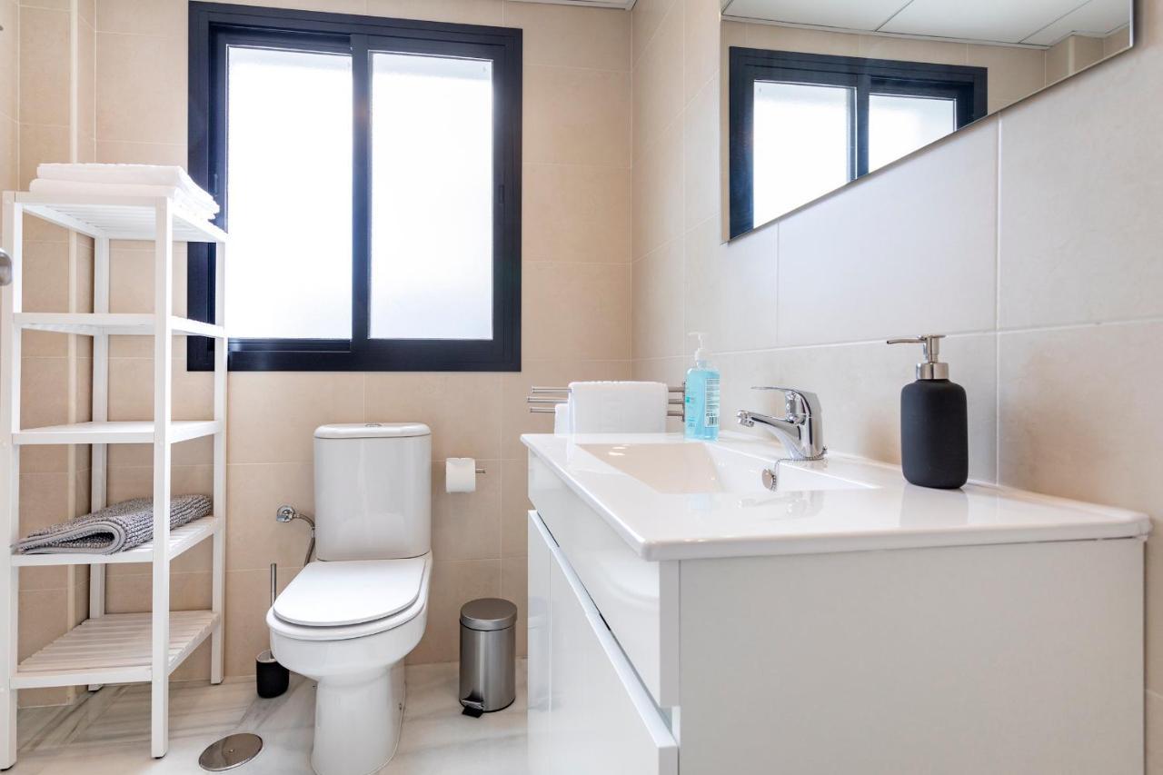 Malaga Rivas 34 Suites Homes Ngoại thất bức ảnh