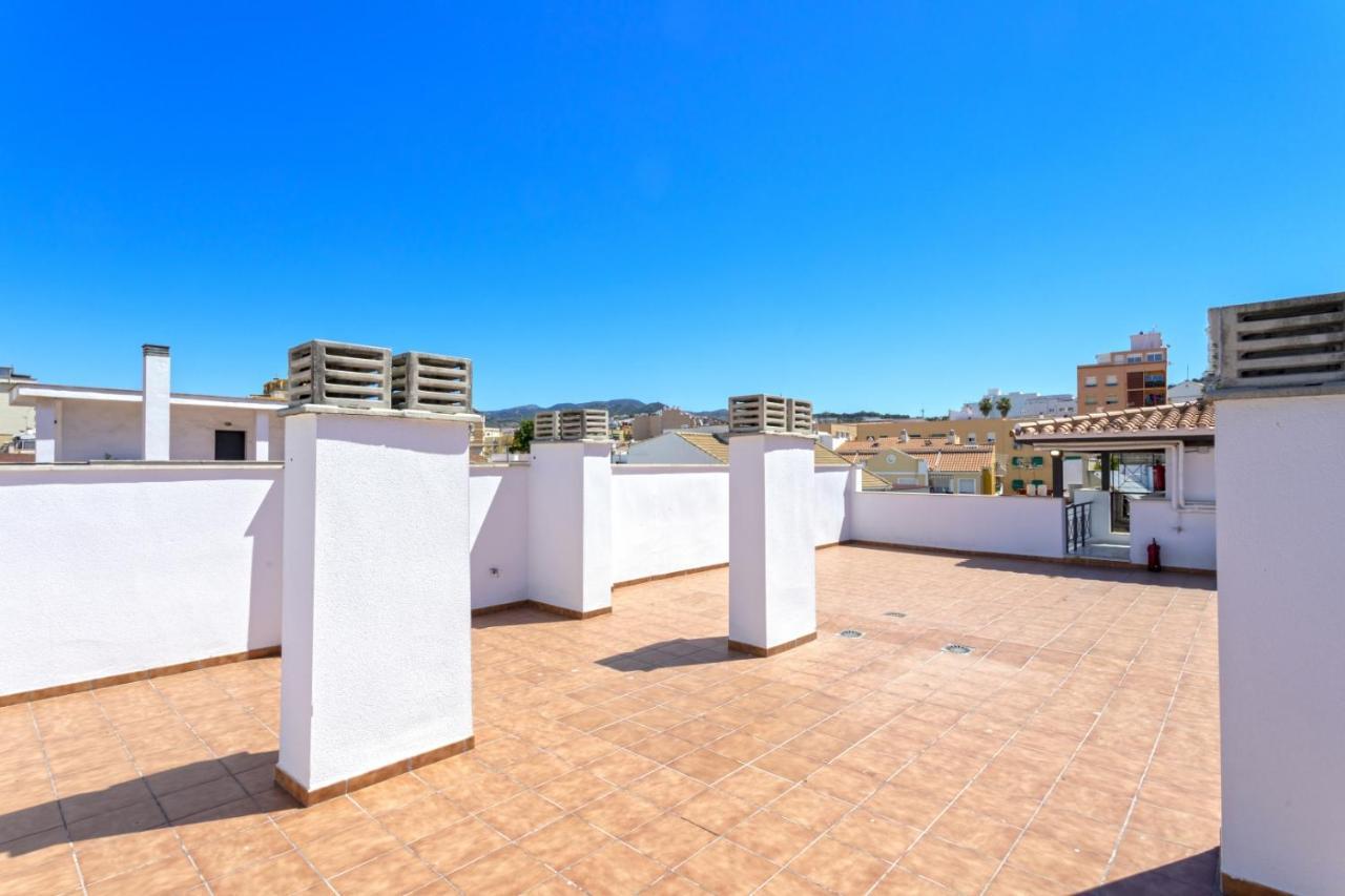 Malaga Rivas 34 Suites Homes Ngoại thất bức ảnh