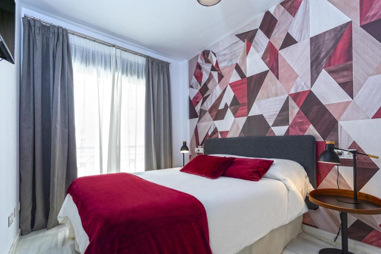 Malaga Rivas 34 Suites Homes Ngoại thất bức ảnh