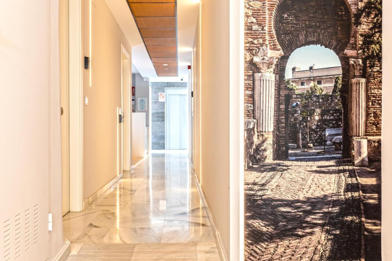Malaga Rivas 34 Suites Homes Ngoại thất bức ảnh