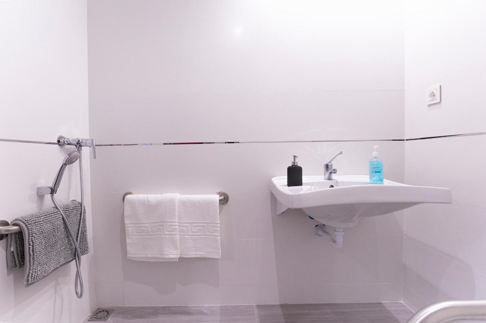 Malaga Rivas 34 Suites Homes Ngoại thất bức ảnh