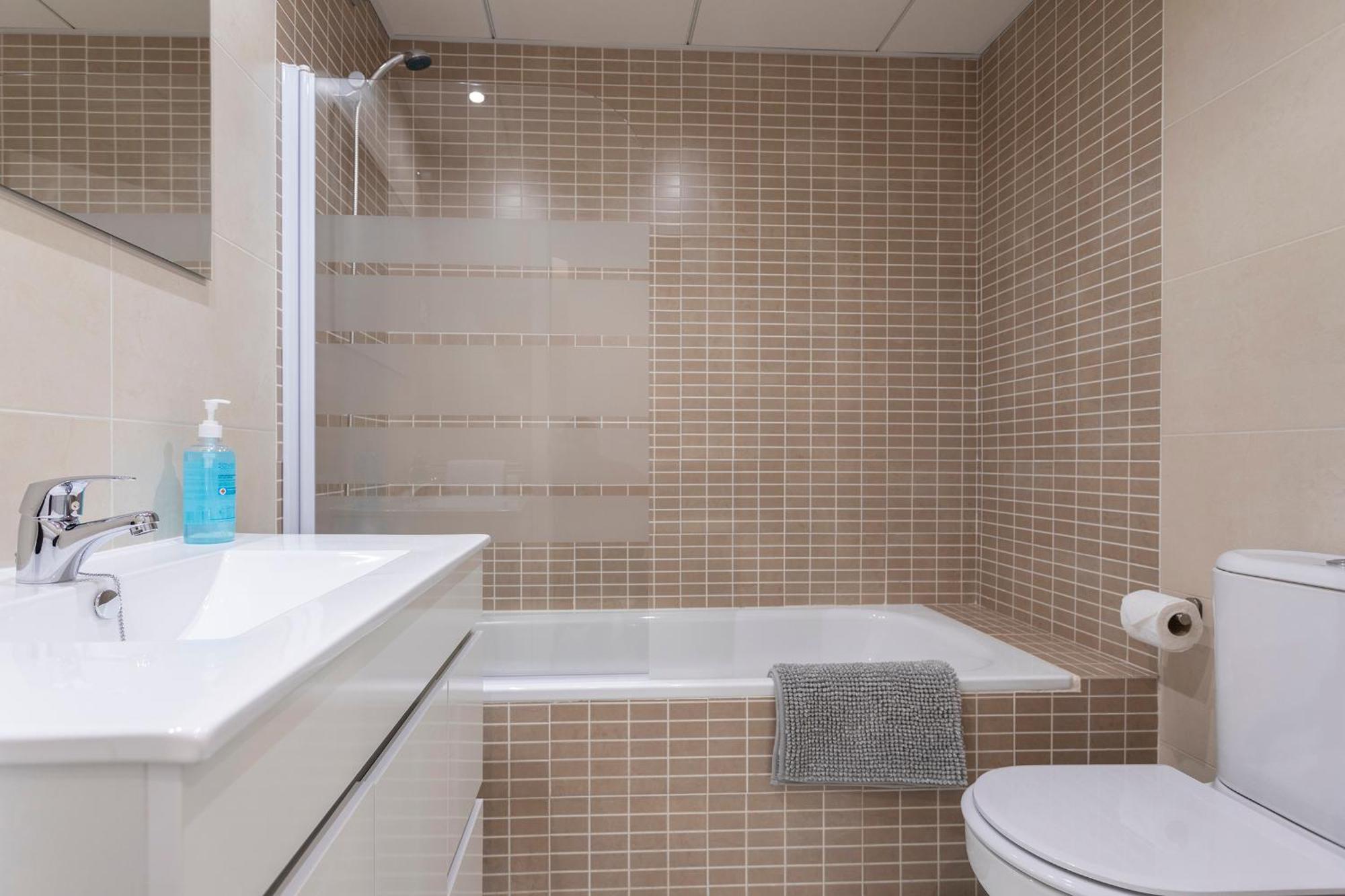Malaga Rivas 34 Suites Homes Ngoại thất bức ảnh